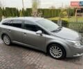 Серый Тойота Авенсис, объемом двигателя 2 л и пробегом 257 тыс. км за 8300 $, фото 1 на Automoto.ua