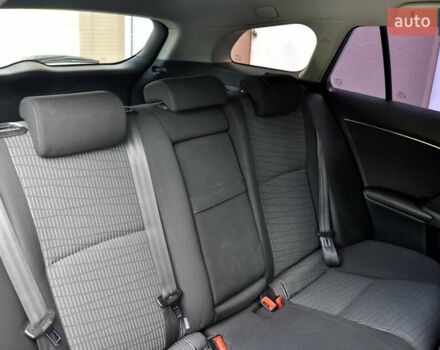 Сірий Тойота Авенсіс, об'ємом двигуна 1.8 л та пробігом 299 тис. км за 6600 $, фото 24 на Automoto.ua