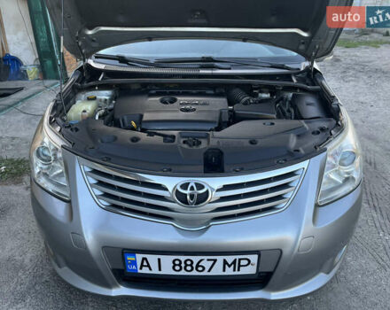 Серый Тойота Авенсис, объемом двигателя 2 л и пробегом 247 тыс. км за 9700 $, фото 15 на Automoto.ua
