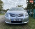 Серый Тойота Авенсис, объемом двигателя 2.2 л и пробегом 342 тыс. км за 7500 $, фото 1 на Automoto.ua