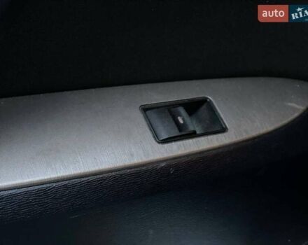 Серый Тойота Авенсис, объемом двигателя 1.99 л и пробегом 200 тыс. км за 9490 $, фото 42 на Automoto.ua