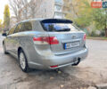 Сірий Тойота Авенсіс, об'ємом двигуна 2 л та пробігом 315 тис. км за 10500 $, фото 5 на Automoto.ua