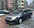 Серый Тойота Авенсис, объемом двигателя 2.2 л и пробегом 275 тыс. км за 8600 $, фото 8 на Automoto.ua