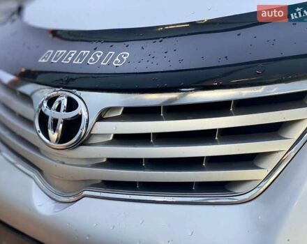 Серый Тойота Авенсис, объемом двигателя 1.99 л и пробегом 200 тыс. км за 9490 $, фото 18 на Automoto.ua