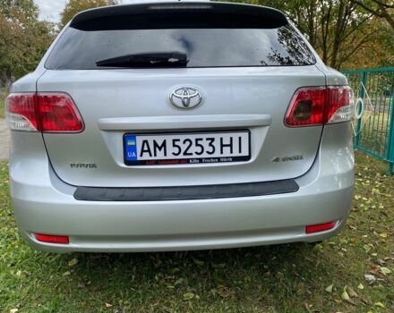 Серый Тойота Авенсис, объемом двигателя 2.2 л и пробегом 335 тыс. км за 9500 $, фото 6 на Automoto.ua