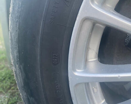 Серый Тойота Авенсис, объемом двигателя 2 л и пробегом 290 тыс. км за 9300 $, фото 19 на Automoto.ua