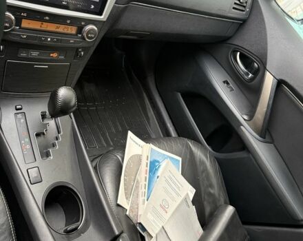 Серый Тойота Авенсис, объемом двигателя 1.8 л и пробегом 230 тыс. км за 8850 $, фото 1 на Automoto.ua