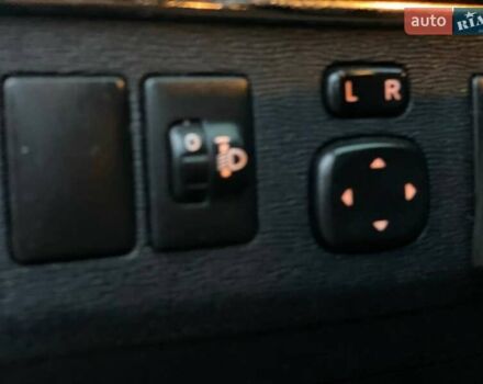 Серый Тойота Авенсис, объемом двигателя 1.99 л и пробегом 200 тыс. км за 9490 $, фото 23 на Automoto.ua