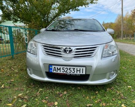 Серый Тойота Авенсис, объемом двигателя 2.2 л и пробегом 335 тыс. км за 9500 $, фото 3 на Automoto.ua