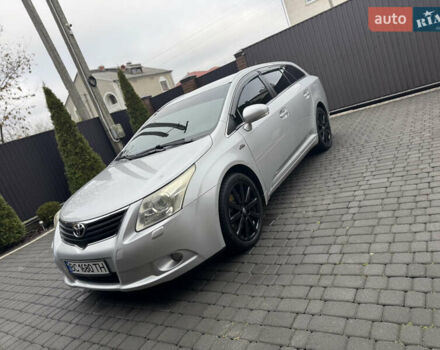 Серый Тойота Авенсис, объемом двигателя 2.2 л и пробегом 243 тыс. км за 9400 $, фото 1 на Automoto.ua