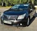 Серый Тойота Авенсис, объемом двигателя 2.23 л и пробегом 206 тыс. км за 9000 $, фото 1 на Automoto.ua