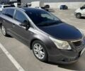 Серый Тойота Авенсис, объемом двигателя 2.2 л и пробегом 329 тыс. км за 8500 $, фото 1 на Automoto.ua