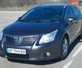 Серый Тойота Авенсис, объемом двигателя 2 л и пробегом 241 тыс. км за 7900 $, фото 1 на Automoto.ua