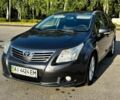 Серый Тойота Авенсис, объемом двигателя 2.2 л и пробегом 206 тыс. км за 9000 $, фото 1 на Automoto.ua