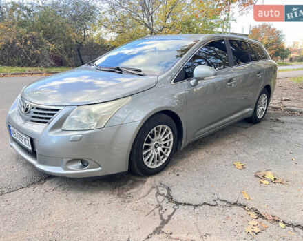 Сірий Тойота Авенсіс, об'ємом двигуна 2 л та пробігом 315 тис. км за 10500 $, фото 2 на Automoto.ua