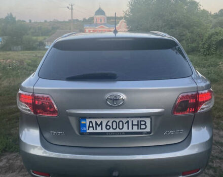 Серый Тойота Авенсис, объемом двигателя 2 л и пробегом 290 тыс. км за 9300 $, фото 3 на Automoto.ua