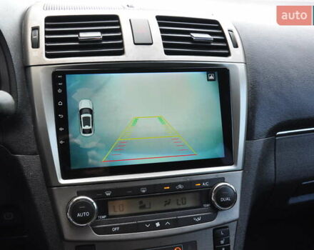 Сірий Тойота Авенсіс, об'ємом двигуна 1.8 л та пробігом 299 тис. км за 6600 $, фото 32 на Automoto.ua