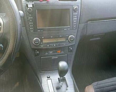 Серый Тойота Авенсис, объемом двигателя 2.23 л и пробегом 288 тыс. км за 9999 $, фото 21 на Automoto.ua