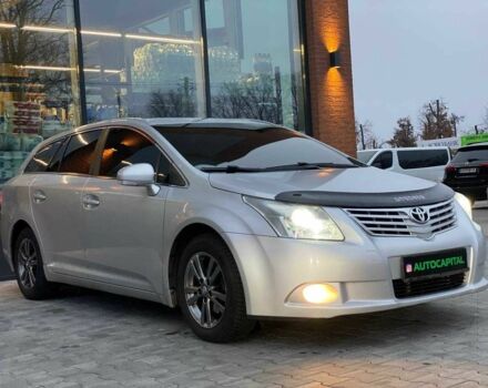 Серый Тойота Авенсис, объемом двигателя 2 л и пробегом 200 тыс. км за 9490 $, фото 2 на Automoto.ua