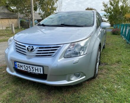 Серый Тойота Авенсис, объемом двигателя 2.2 л и пробегом 335 тыс. км за 9500 $, фото 1 на Automoto.ua