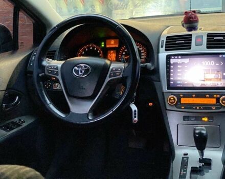 Серый Тойота Авенсис, объемом двигателя 2 л и пробегом 200 тыс. км за 9490 $, фото 21 на Automoto.ua