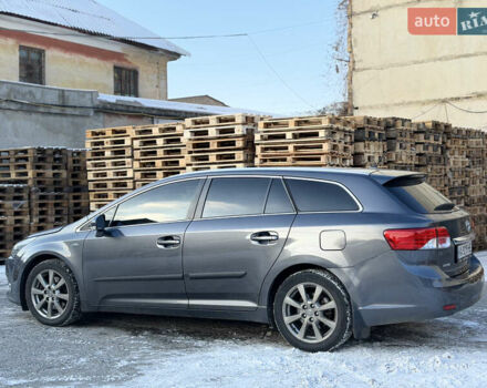 Сірий Тойота Авенсіс, об'ємом двигуна 2.2 л та пробігом 200 тис. км за 8950 $, фото 12 на Automoto.ua