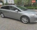 Сірий Тойота Авенсіс, об'ємом двигуна 2.01 л та пробігом 210 тис. км за 9000 $, фото 1 на Automoto.ua