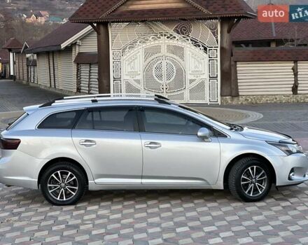 Сірий Тойота Авенсіс, об'ємом двигуна 2 л та пробігом 379 тис. км за 7850 $, фото 4 на Automoto.ua