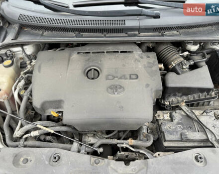 Серый Тойота Авенсис, объемом двигателя 2 л и пробегом 243 тыс. км за 8450 $, фото 17 на Automoto.ua