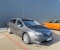 Сірий Тойота Авенсіс, об'ємом двигуна 0 л та пробігом 205 тис. км за 7129 $, фото 1 на Automoto.ua