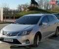 Сірий Тойота Авенсіс, об'ємом двигуна 2 л та пробігом 270 тис. км за 9700 $, фото 1 на Automoto.ua