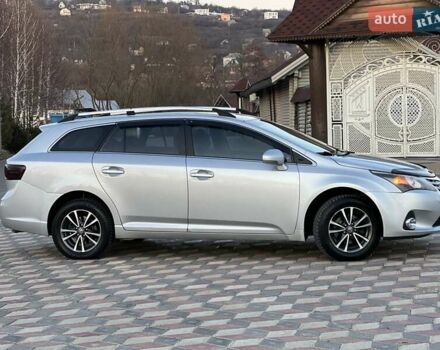 Сірий Тойота Авенсіс, об'ємом двигуна 2 л та пробігом 379 тис. км за 7850 $, фото 3 на Automoto.ua