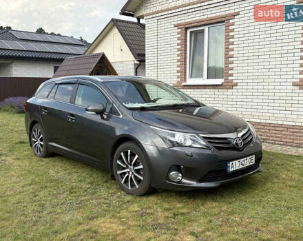 Серый Тойота Авенсис, объемом двигателя 2 л и пробегом 514 тыс. км за 8200 $, фото 1 на Automoto.ua