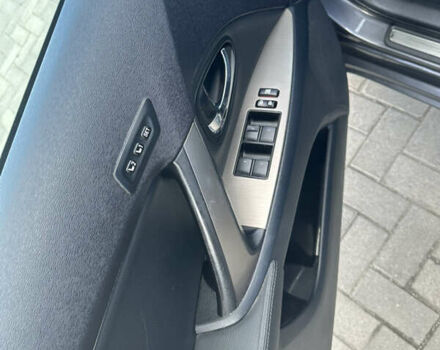 Серый Тойота Авенсис, объемом двигателя 1.99 л и пробегом 248 тыс. км за 12200 $, фото 7 на Automoto.ua