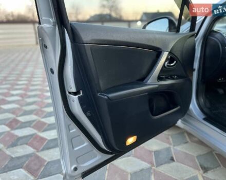 Сірий Тойота Авенсіс, об'ємом двигуна 2 л та пробігом 379 тис. км за 7850 $, фото 34 на Automoto.ua