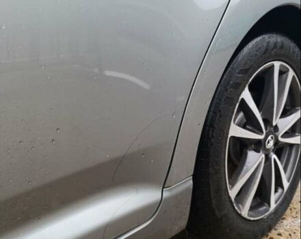 Сірий Тойота Авенсіс, об'ємом двигуна 2.23 л та пробігом 256 тис. км за 10800 $, фото 13 на Automoto.ua