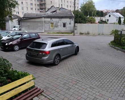 Серый Тойота Авенсис, объемом двигателя 2.23 л и пробегом 256 тыс. км за 11500 $, фото 12 на Automoto.ua