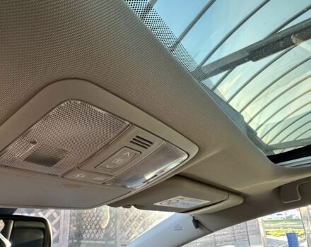 Серый Тойота Авенсис, объемом двигателя 2.2 л и пробегом 244 тыс. км за 9700 $, фото 12 на Automoto.ua