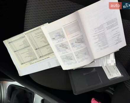 Серый Тойота Авенсис, объемом двигателя 2 л и пробегом 275 тыс. км за 11700 $, фото 37 на Automoto.ua