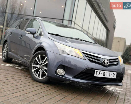 Серый Тойота Авенсис, объемом двигателя 2 л и пробегом 275 тыс. км за 11700 $, фото 12 на Automoto.ua