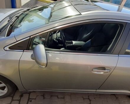 Серый Тойота Авенсис, объемом двигателя 2.2 л и пробегом 244 тыс. км за 9700 $, фото 4 на Automoto.ua