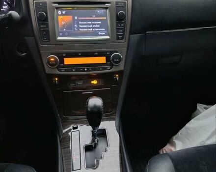 Сірий Тойота Авенсіс, об'ємом двигуна 2.23 л та пробігом 256 тис. км за 10800 $, фото 18 на Automoto.ua