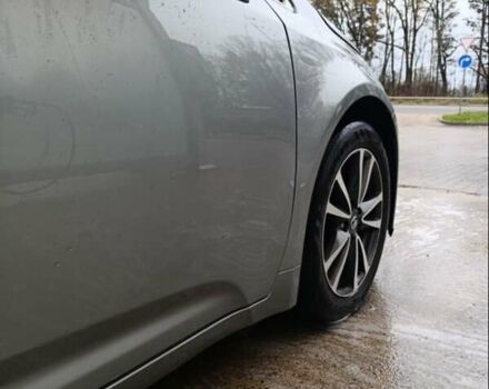 Сірий Тойота Авенсіс, об'ємом двигуна 2.23 л та пробігом 256 тис. км за 10800 $, фото 4 на Automoto.ua