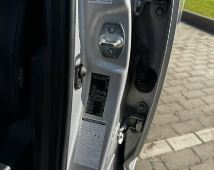 Серый Тойота Авенсис, объемом двигателя 2.23 л и пробегом 357 тыс. км за 10700 $, фото 12 на Automoto.ua