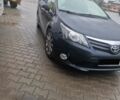 Серый Тойота Авенсис, объемом двигателя 2.23 л и пробегом 250 тыс. км за 13000 $, фото 1 на Automoto.ua