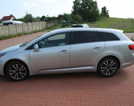 Серый Тойота Авенсис, объемом двигателя 0 л и пробегом 295 тыс. км за 8300 $, фото 6 на Automoto.ua