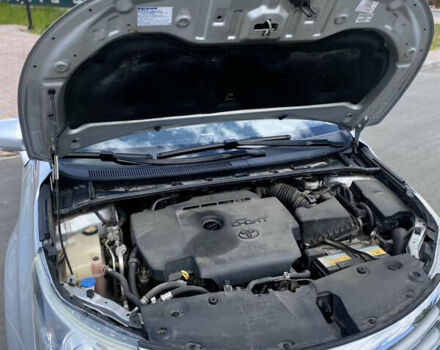 Сірий Тойота Авенсіс, об'ємом двигуна 2.23 л та пробігом 232 тис. км за 12000 $, фото 9 на Automoto.ua