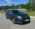 Серый Тойота Авенсис, объемом двигателя 2 л и пробегом 326 тыс. км за 11500 $, фото 1 на Automoto.ua