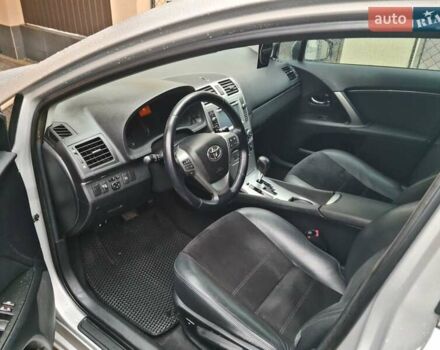 Сірий Тойота Авенсіс, об'ємом двигуна 2.2 л та пробігом 216 тис. км за 9900 $, фото 18 на Automoto.ua