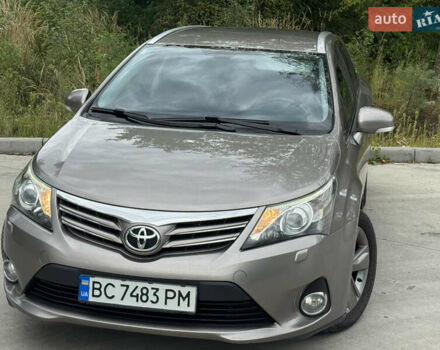 Сірий Тойота Авенсіс, об'ємом двигуна 2 л та пробігом 202 тис. км за 10600 $, фото 4 на Automoto.ua